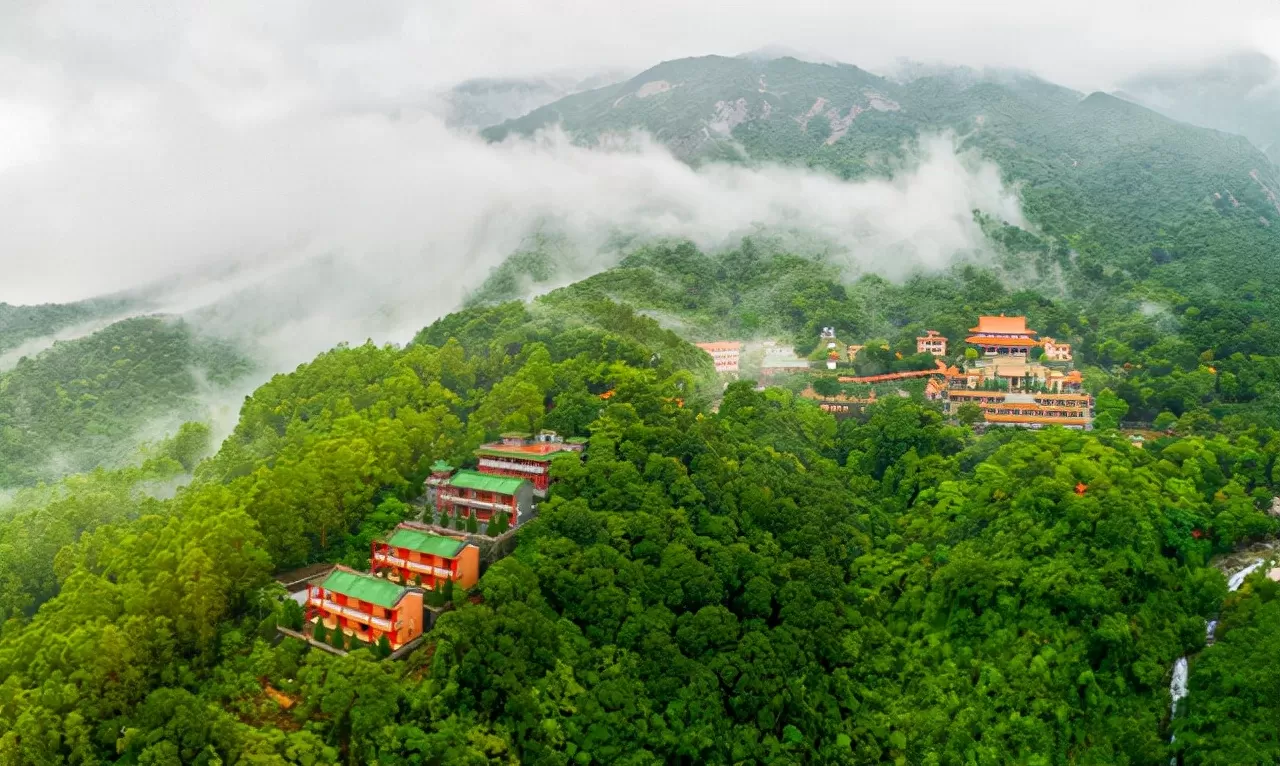 广东十大旅游景点推荐(广东旅游攻略必玩的景点推荐)