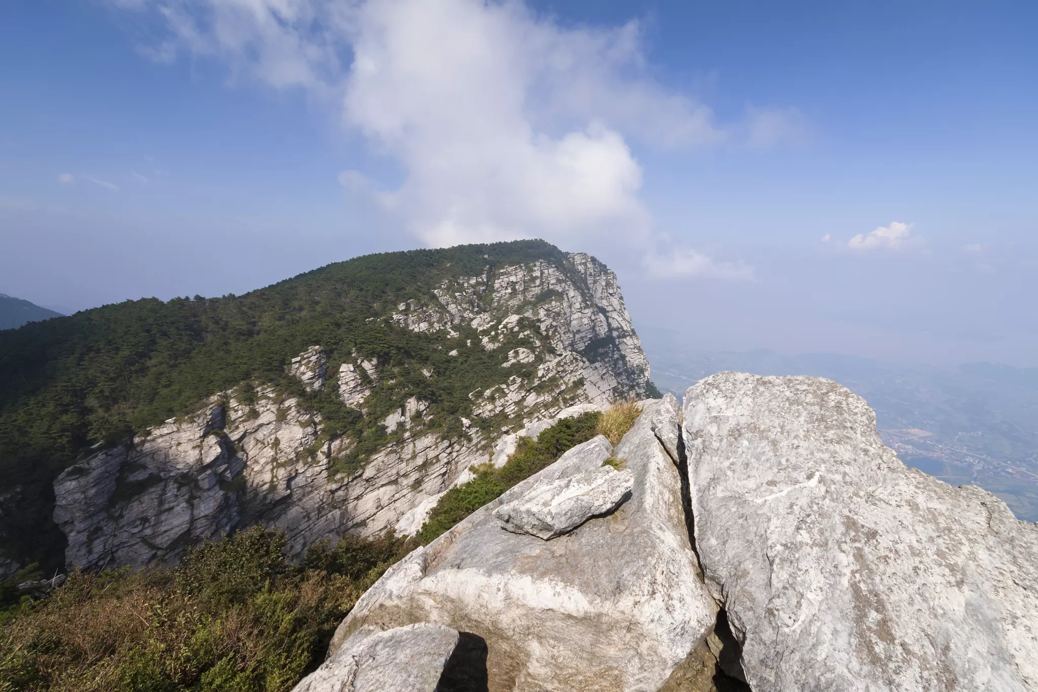 庐山旅游游攻略(庐山旅游详细攻略)