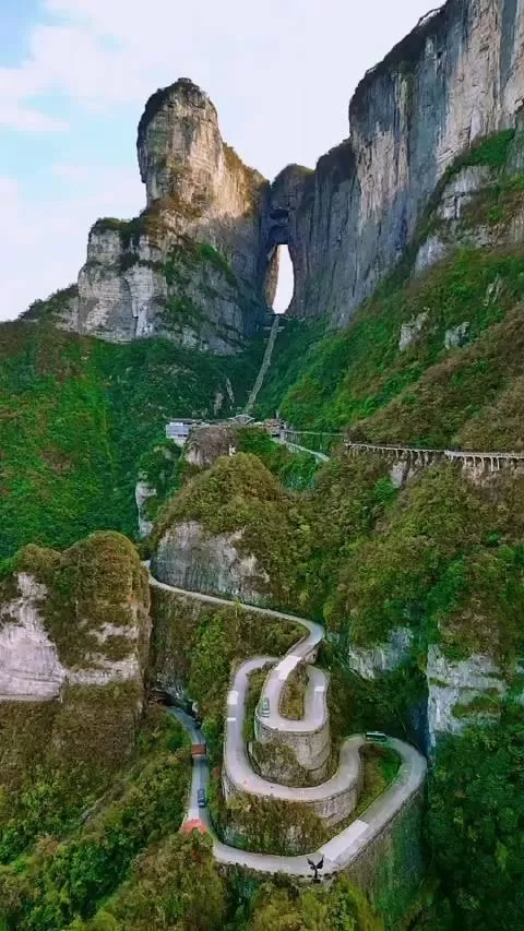 出游张家界天门山(张家界天门山旅游攻略安排)