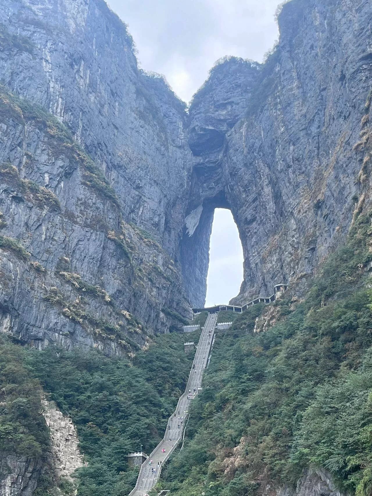 张家界天门山最高点(张家界天门山最高点叫什么)