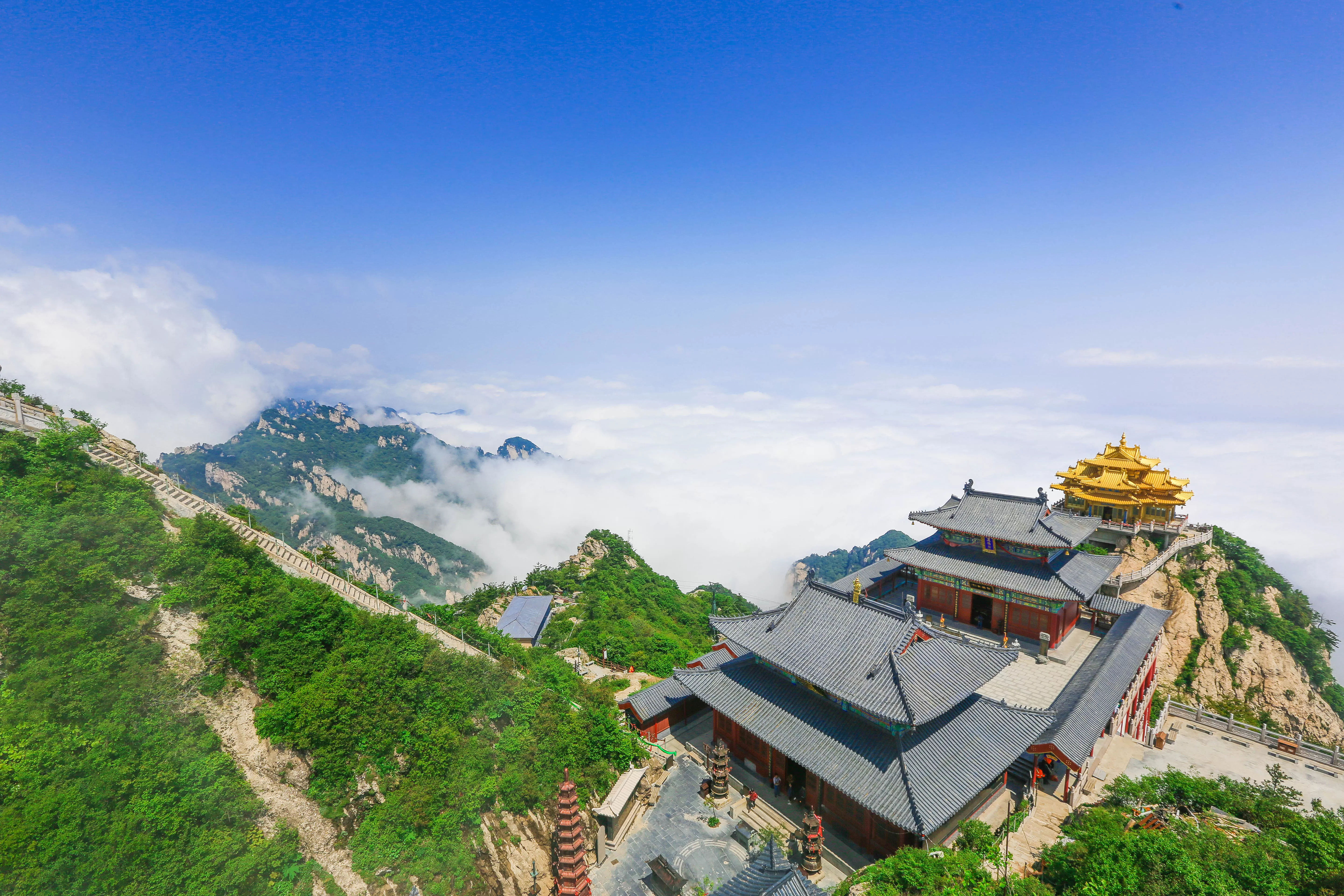 老君山风景区(老君山风景区外国人能游吗)