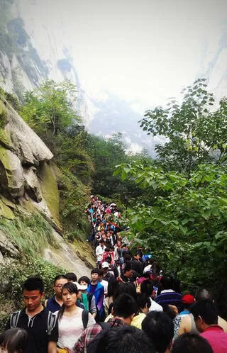 华山景区今天封山了吗(华山景区今天封山了吗最新消息)