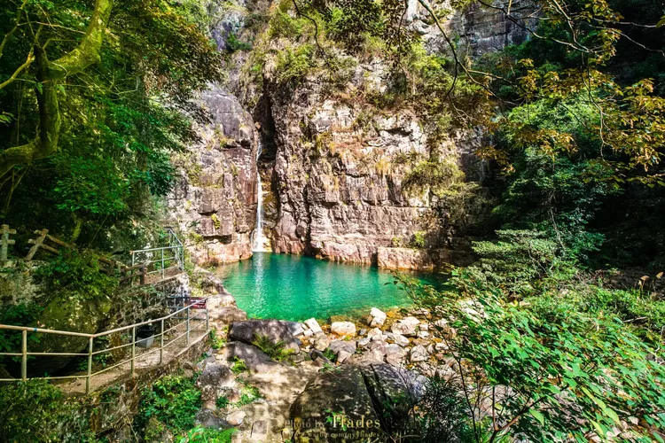 广东7月旅游好去处(七月份去广东哪里旅游最合适)