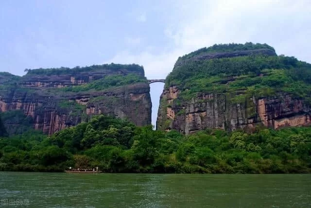 江西景点旅游推荐(江西旅游必去十大景点门票)