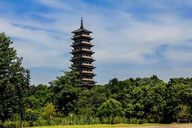 江苏夏季旅游景点(江苏夏季旅游景点有哪些)