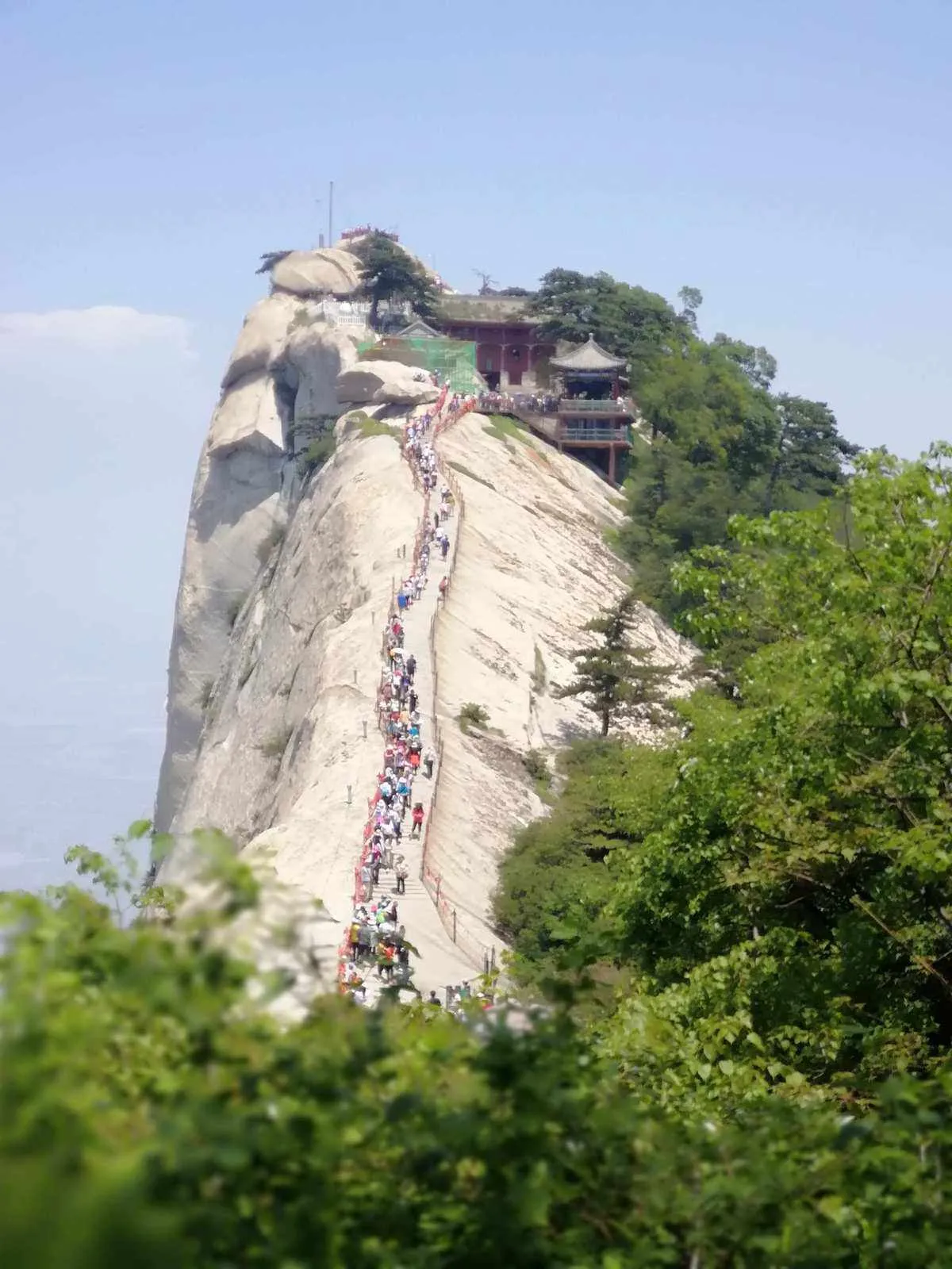 华山旅游安全吗(华山旅游安全吗现在)