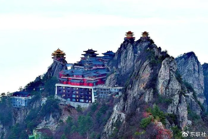 洛阳老君山景点(洛阳老君山景点介绍位于那里)
