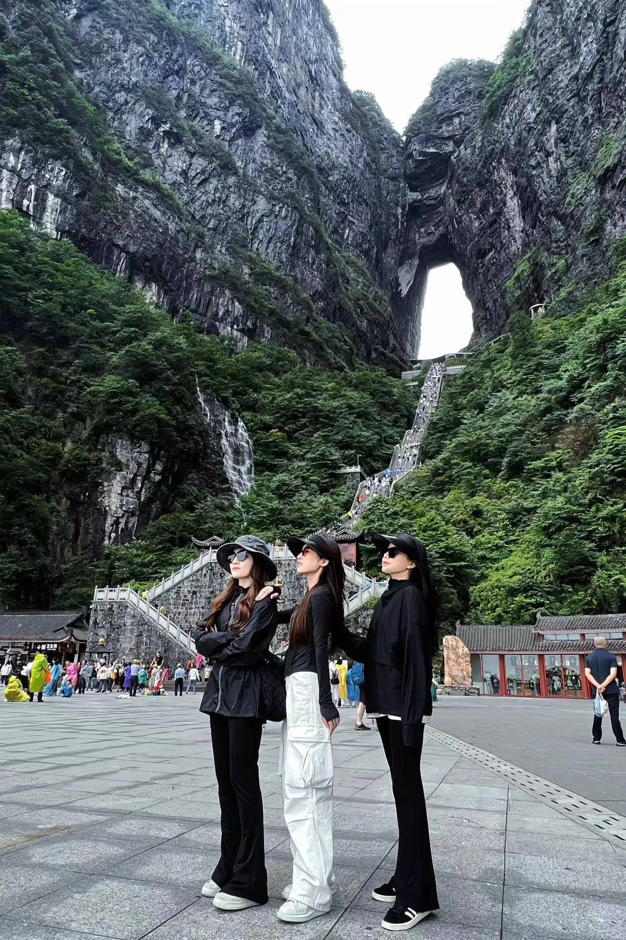 张家界游攻略自驾游(张家界游攻略自驾游路线)
