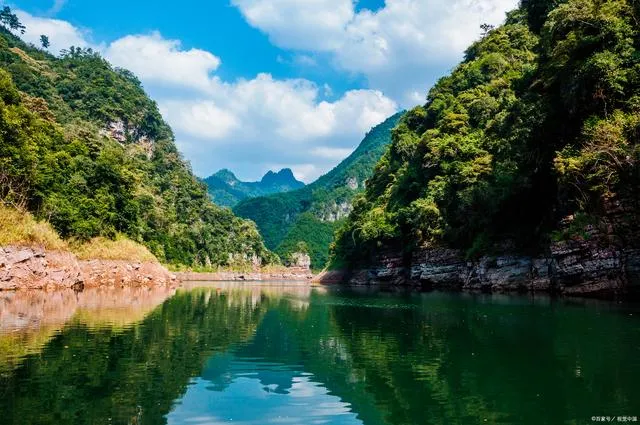 张家界旅游地址(张家界旅游区地址)
