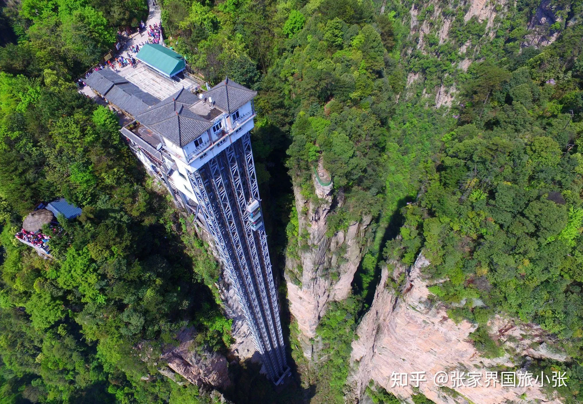 张家界旅游必去的什么地方(张家界旅游必去的什么地方好)