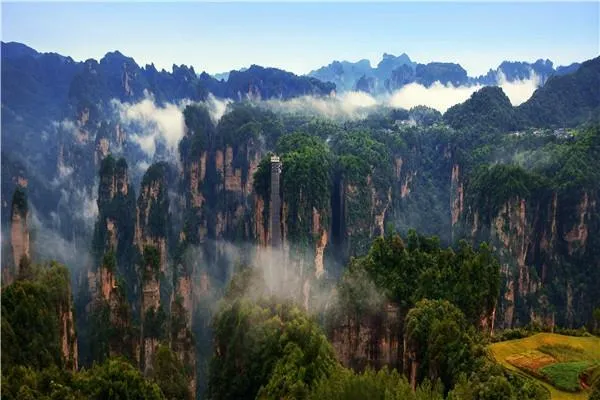 张家界旅游哪些地方(张家界旅游景点哪里好玩)