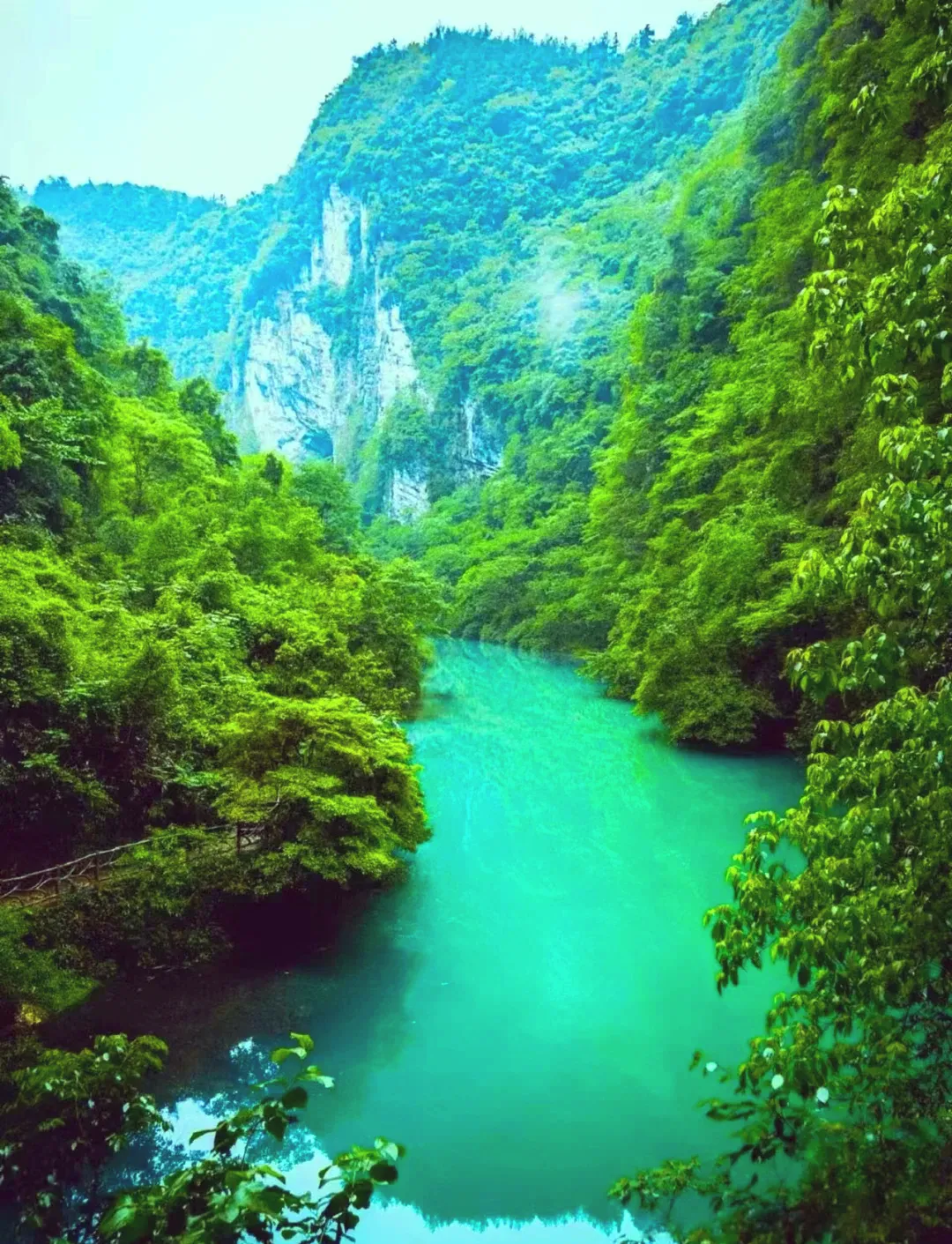 七月份去湖南张家界玩热吗(7月份张家界气候适宜去旅游吗?)