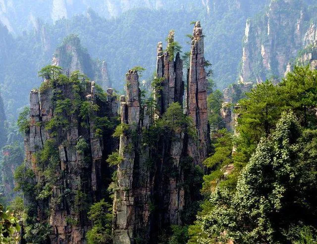 张家界天门山景区旅游(张家界天门山景区旅游门票价格)