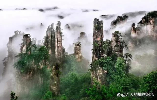 福州天门山和张家界天门山(福州天门山峡谷生态旅游景区)