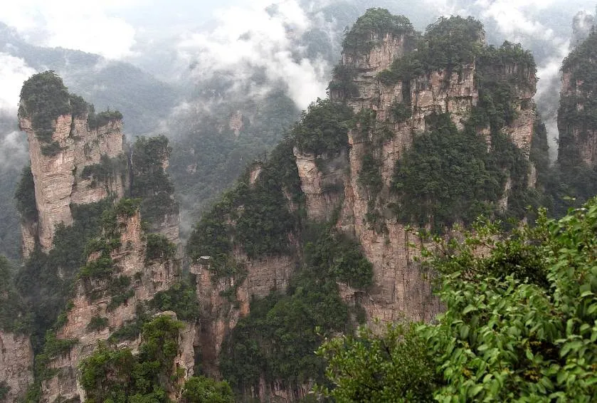 去张家界旅游线路推荐(去张家界旅游线路推荐表)