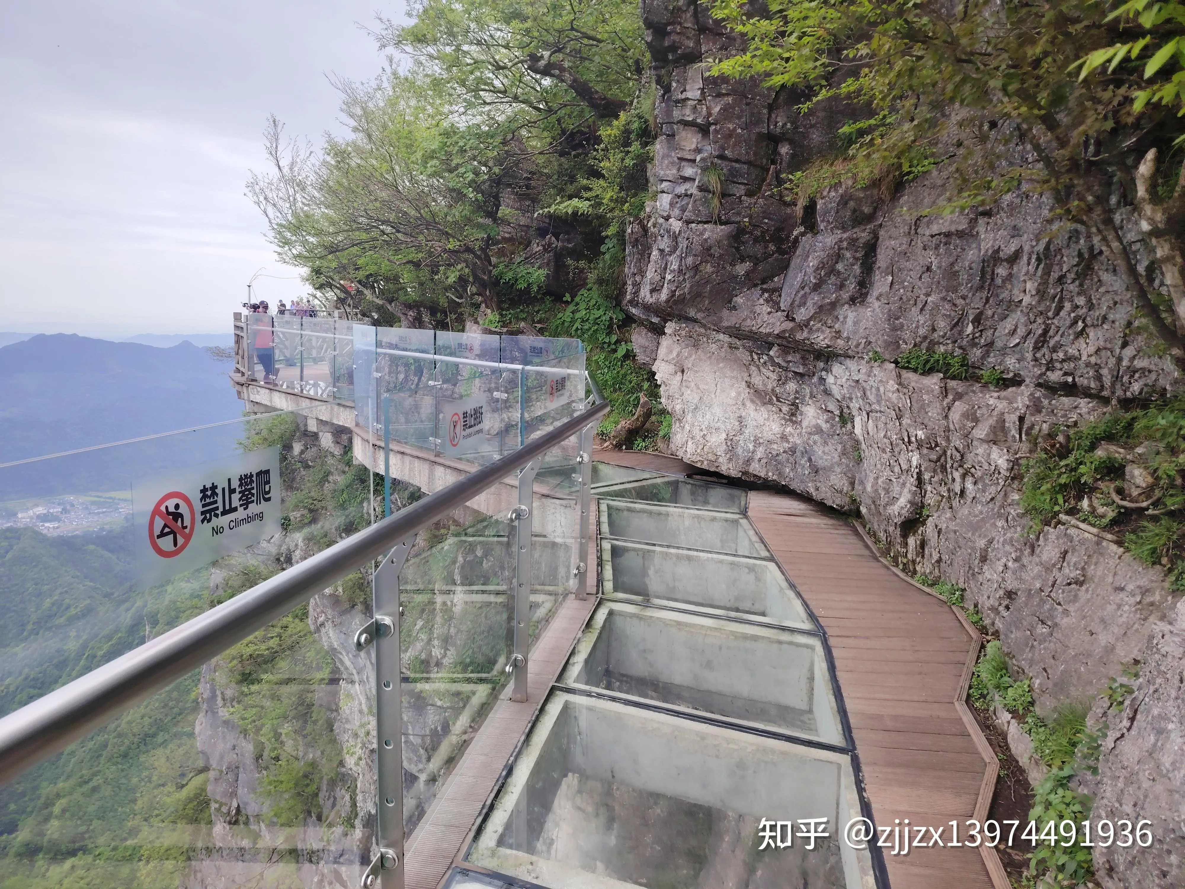 张家界天门山旅游最佳路线图(张家界天门山旅游攻略自由行三天)