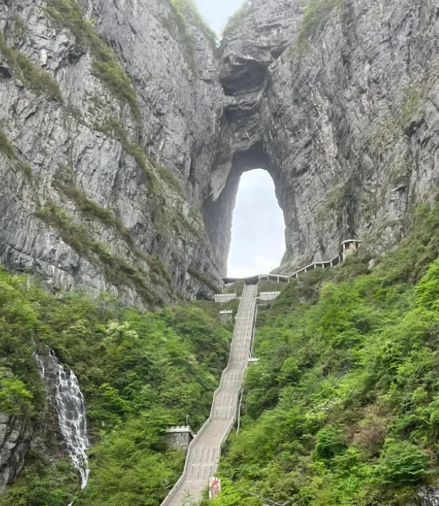 张家界天门山旅游三天(张家界天门山旅游要多少钱)