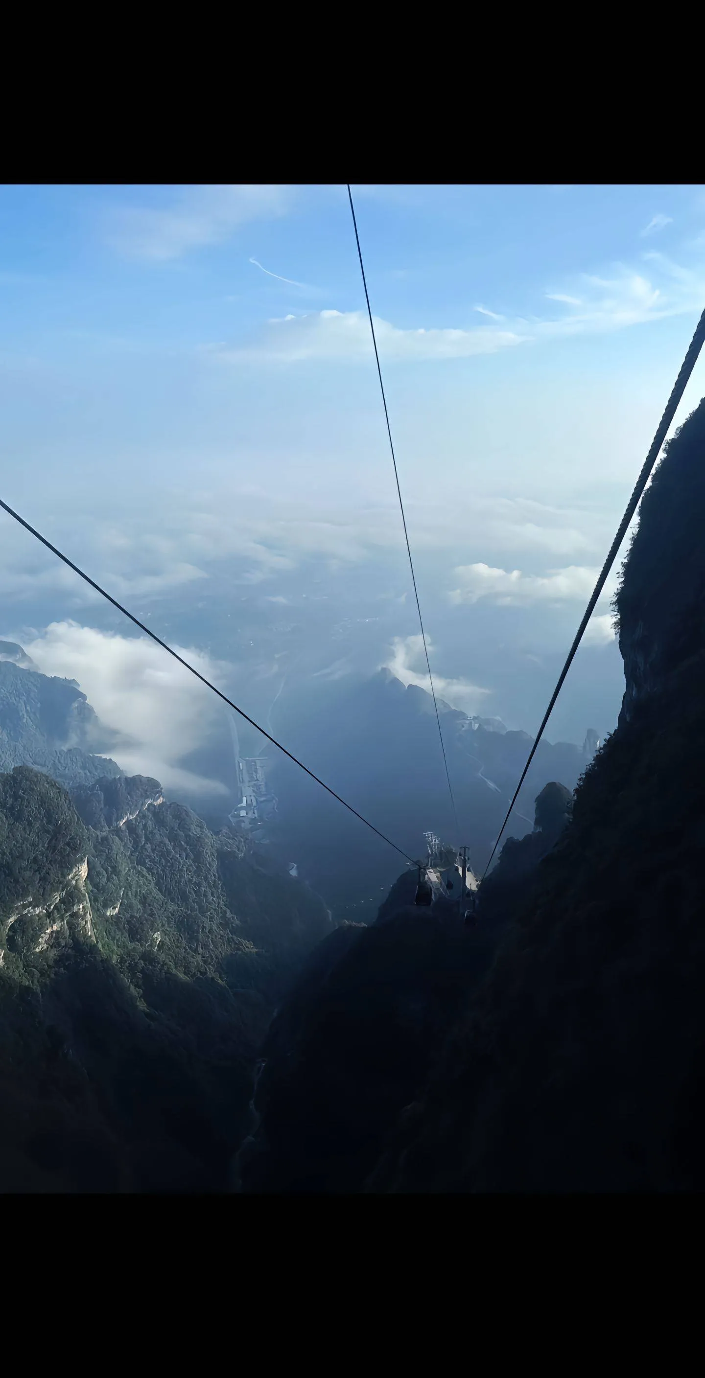 旅游去张家界(旅游去张家界还是重庆好玩)