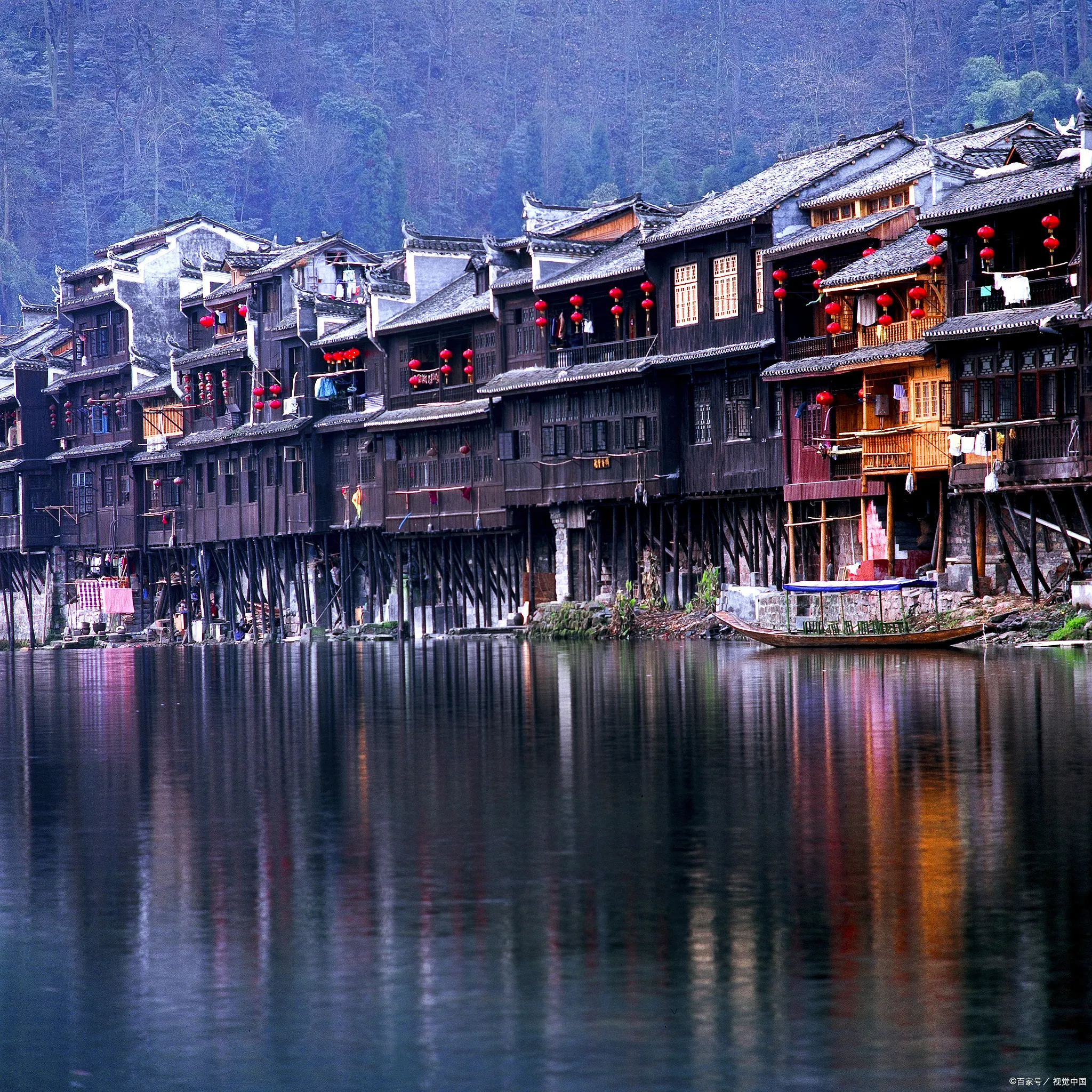 长沙张家界芙蓉镇旅游攻略的简单介绍