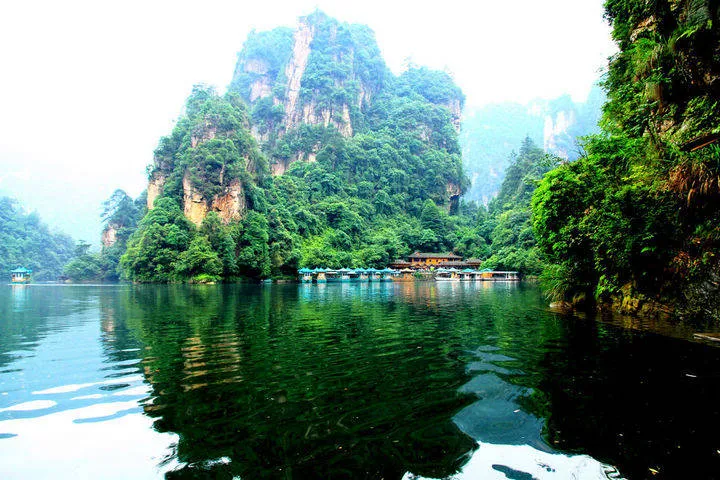 去张家界旅游必去的地方(去张家界旅游必去的地方有哪些)