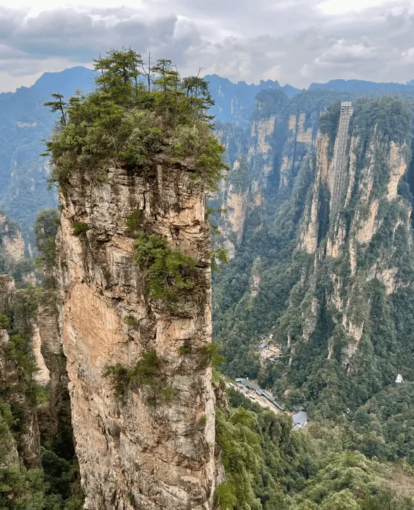 张家界天门山有什么好玩的(张家界天门山有哪些景点可看?)