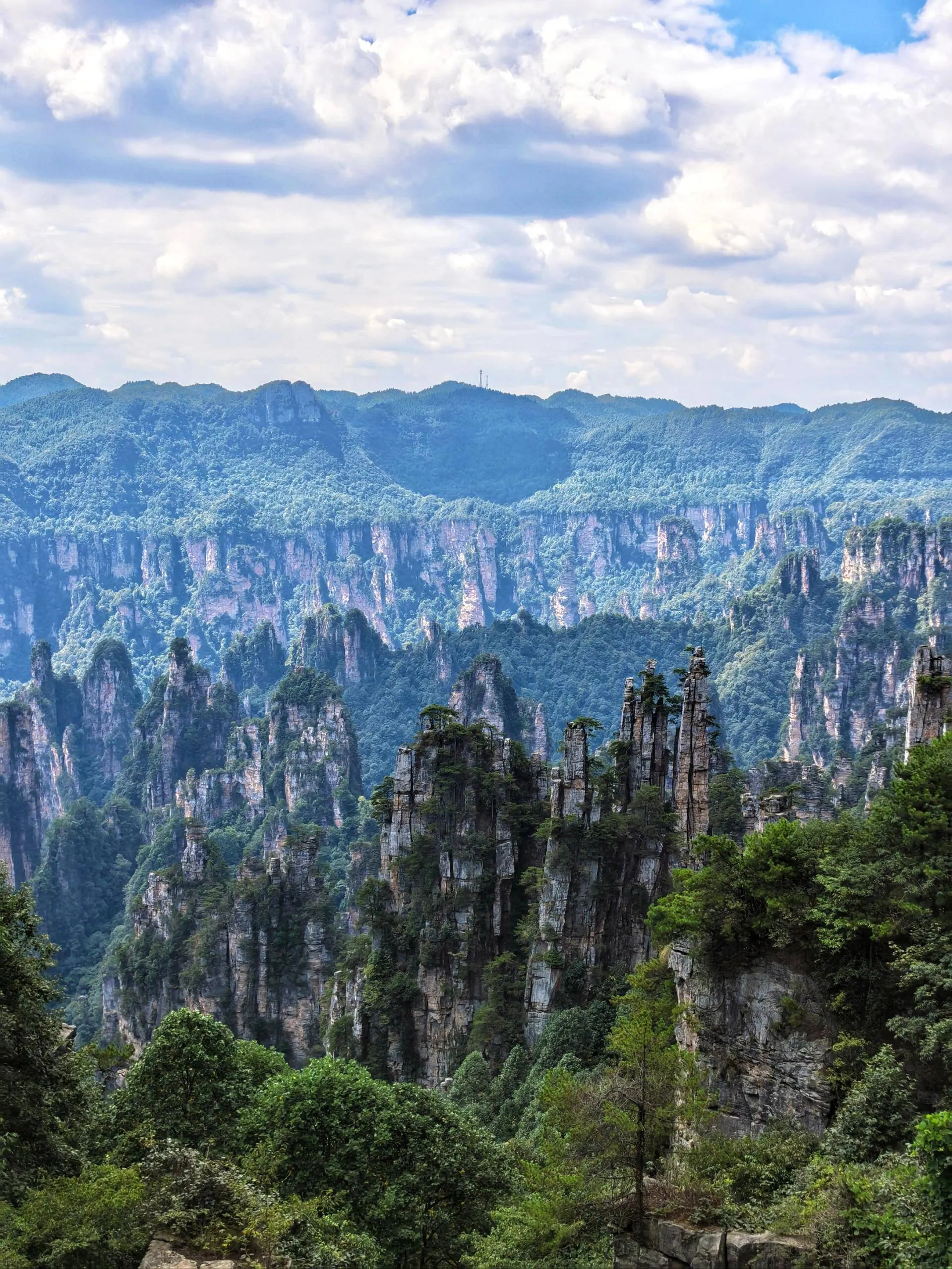成都到张家界凤凰古城旅游攻略(成都到张家界凤凰古城旅游攻略路线)