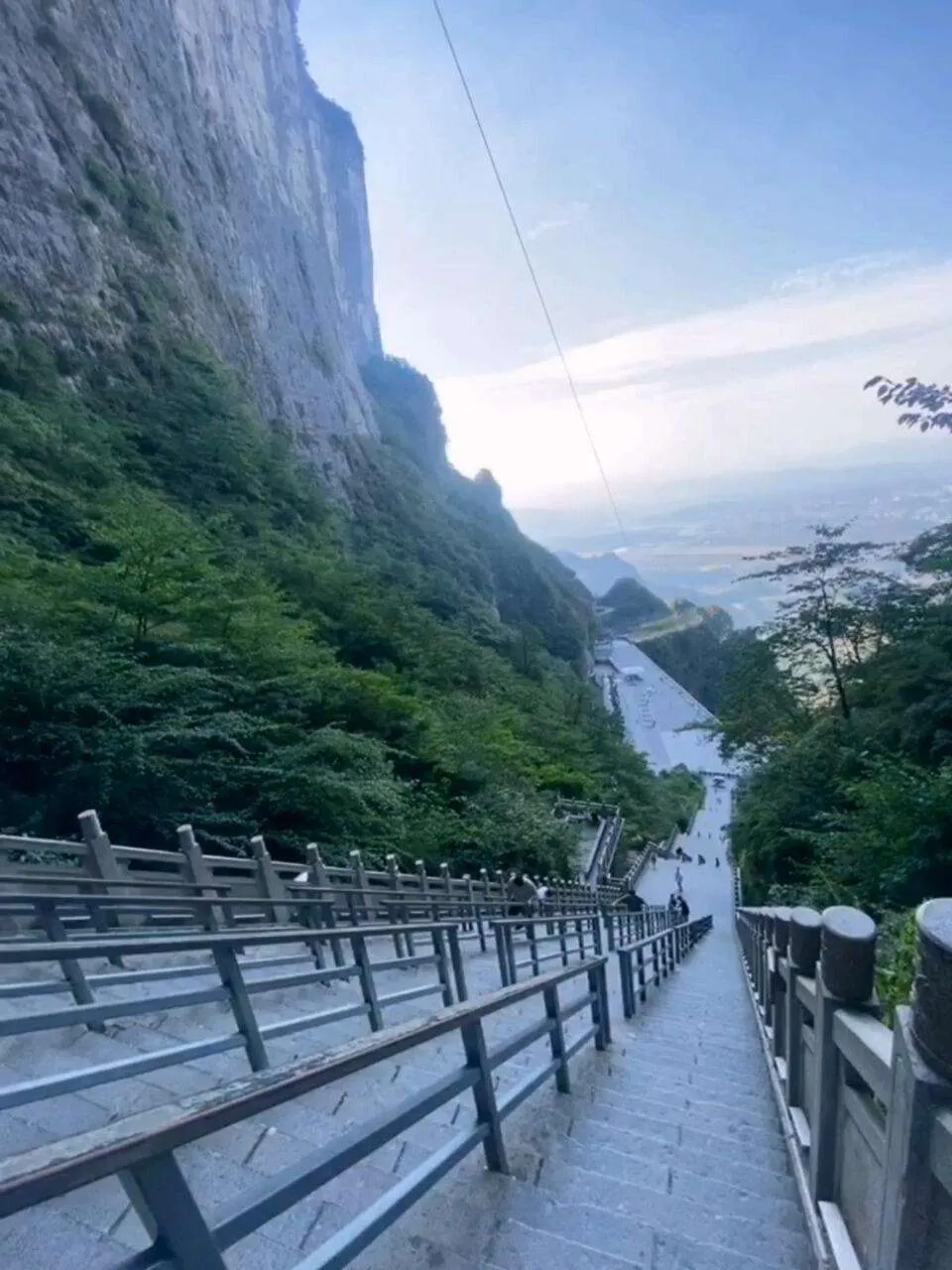 张家界天门山的洞(张家界天门山洞介绍)