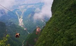 湖南天门山在哪个火车站(湖南天门山在哪个火车站附近)