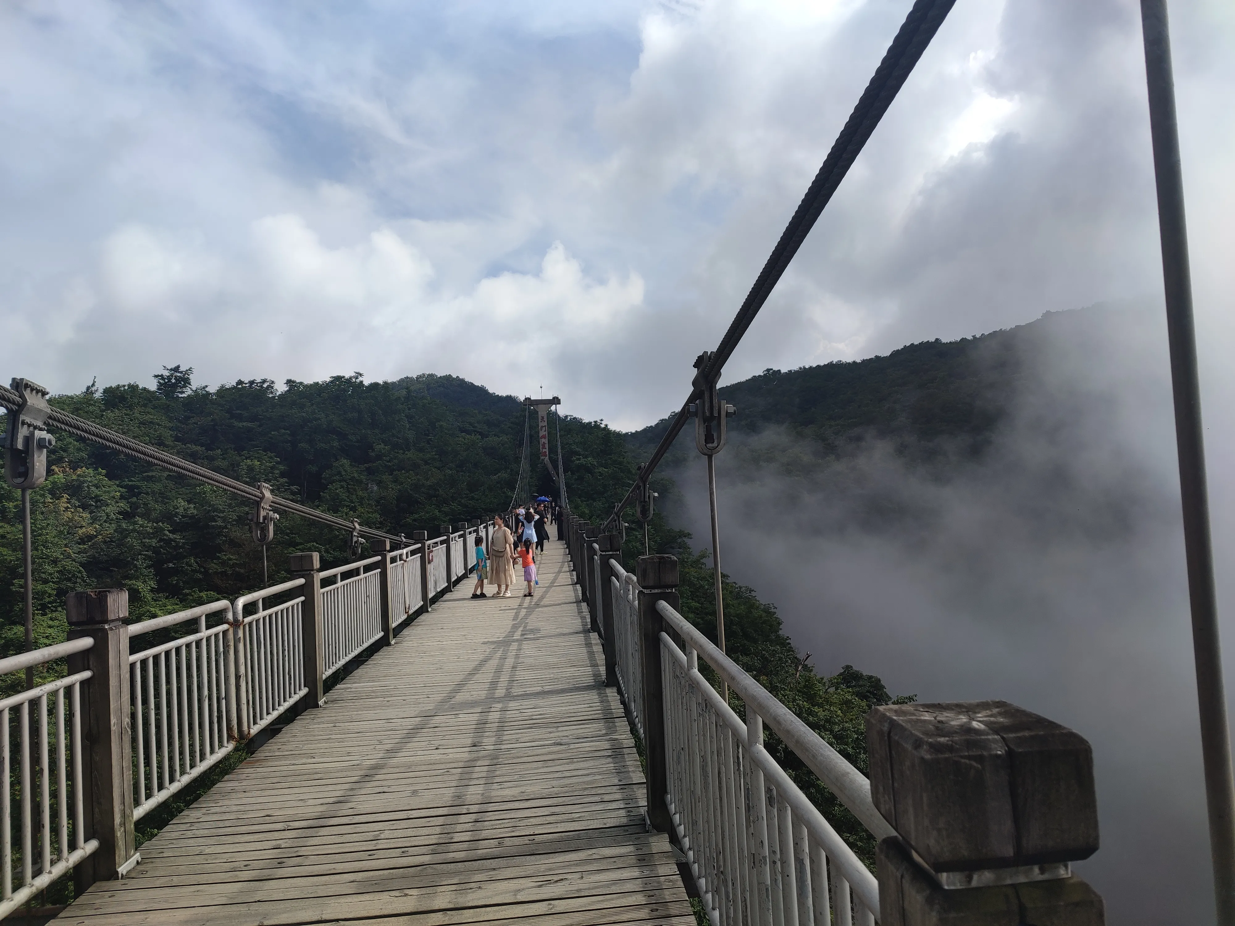 湖南张家界天门山5a景区(湖南张家界天门山5a景区有哪些)
