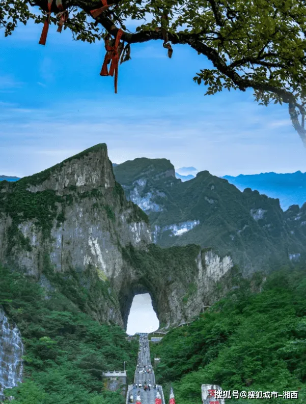 张家界天门山哪个好玩(张家界天门山哪条线路好)