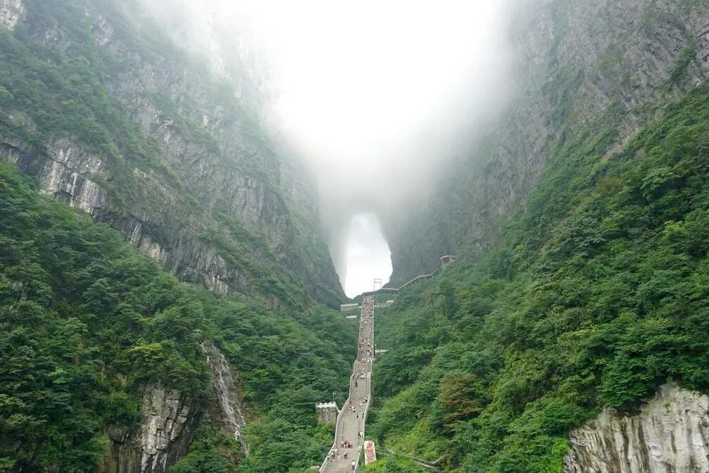 去张家界天门山需要多少钱(去张家界天门山需要提前订票吗)