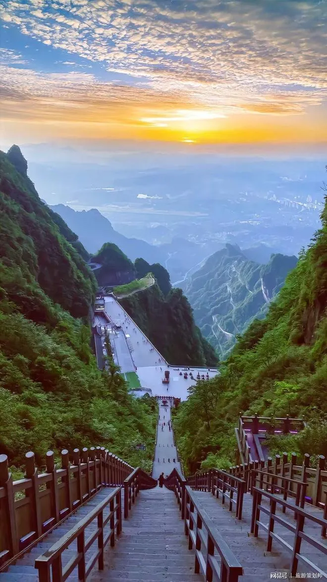张家界至张家界旅游(张家界到张家界景点有多远,怎么坐车)