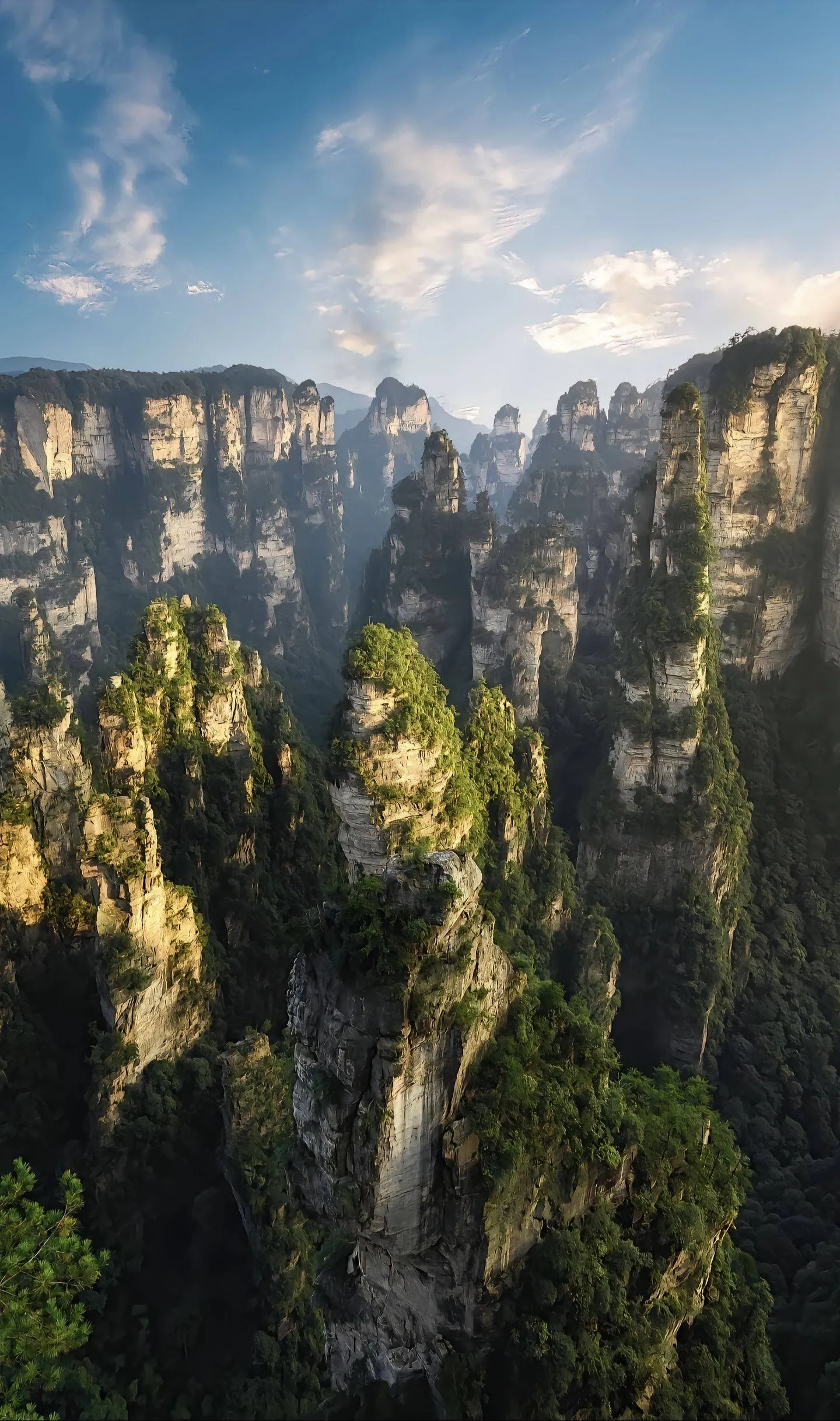 张家界天门山旅游感受(张家界天门山旅游说说心情经典短语)