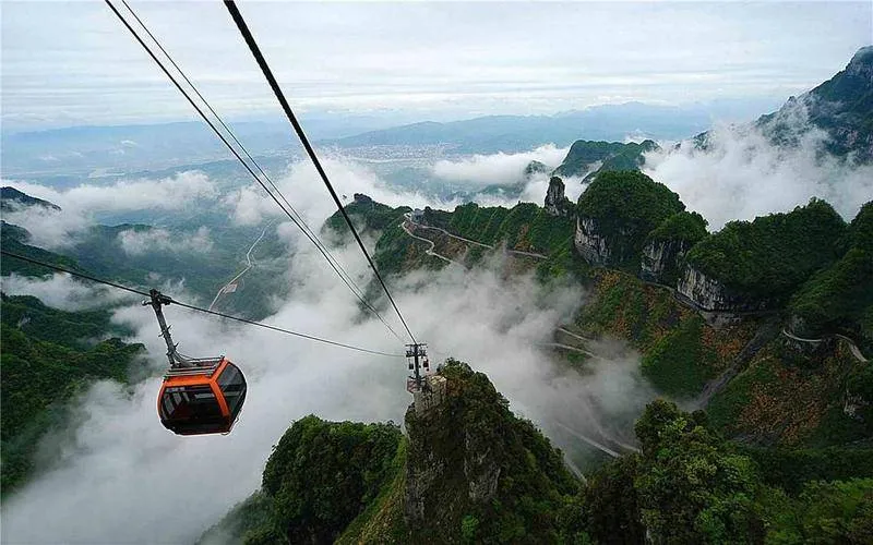 旅游旅行团张家界(旅游旅行团张家界多少钱)