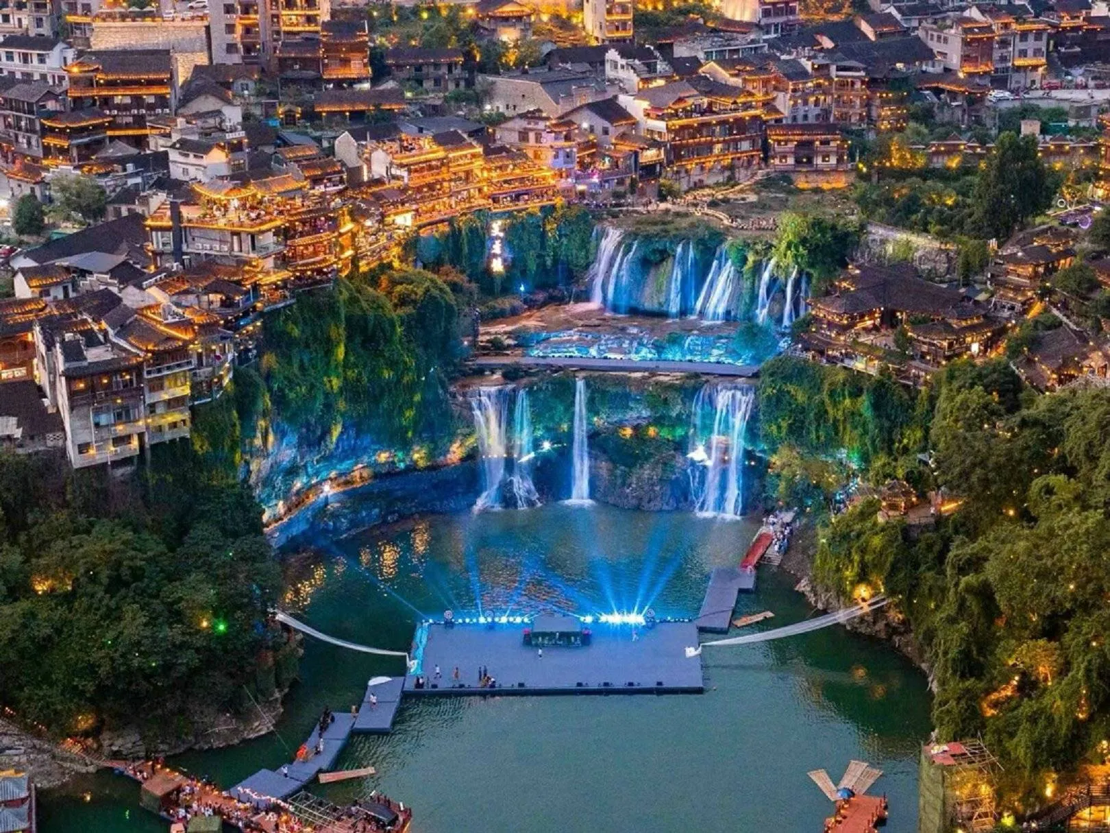 包含湖南旅游景点张家界有些景点的词条