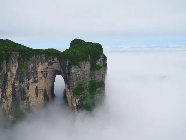 张家界旅游攻略必去地方推荐(张家界旅游攻略必去地方推荐一日游)