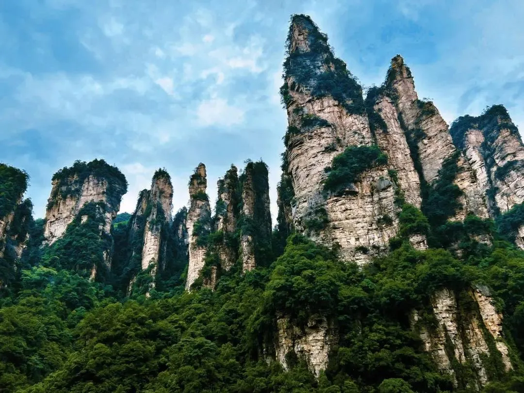 张家界现在旅游(张家界现在旅游人多吗)