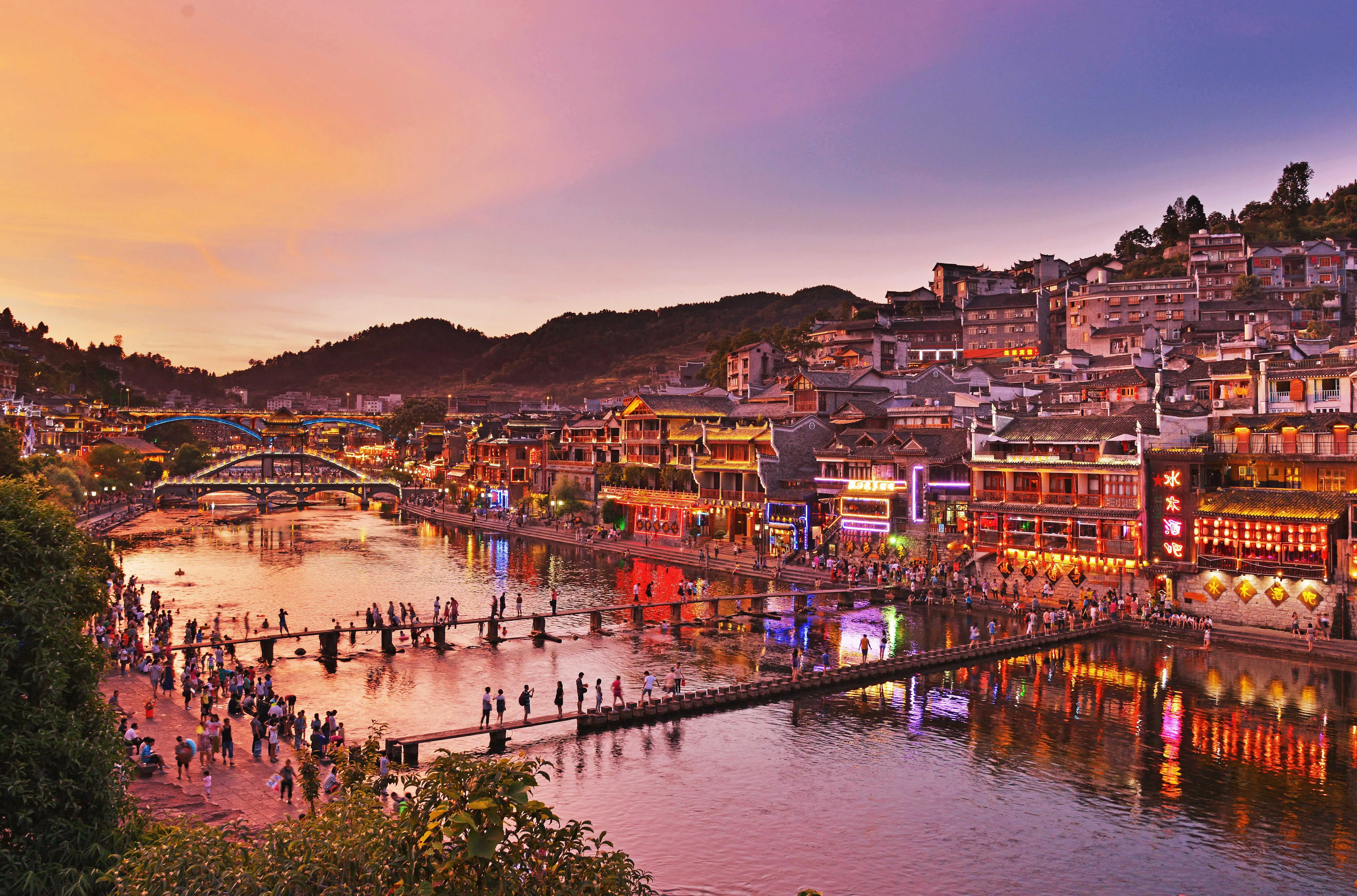 到张家界玩多少钱(到张家界旅游大概花费)