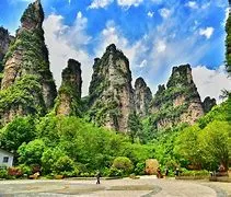 张家界森林公园游玩时长(张家界森林公园游玩时长多长)