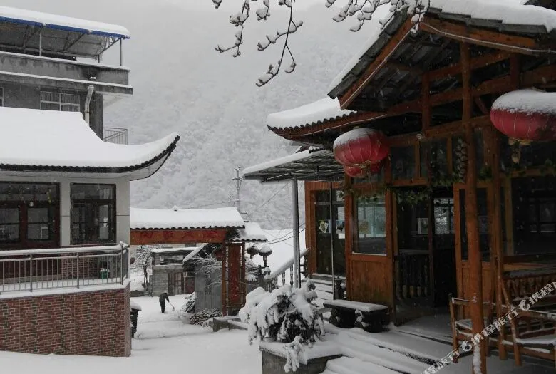 神农架向家大院