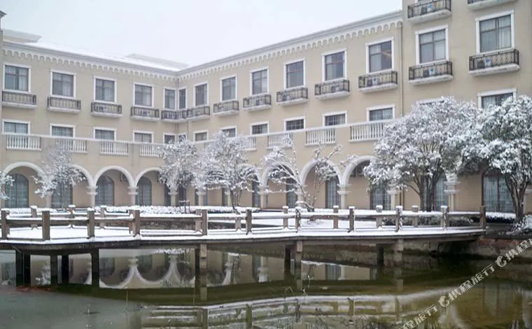 上海伊百花园(上海纺织职工淀山湖疗养院)